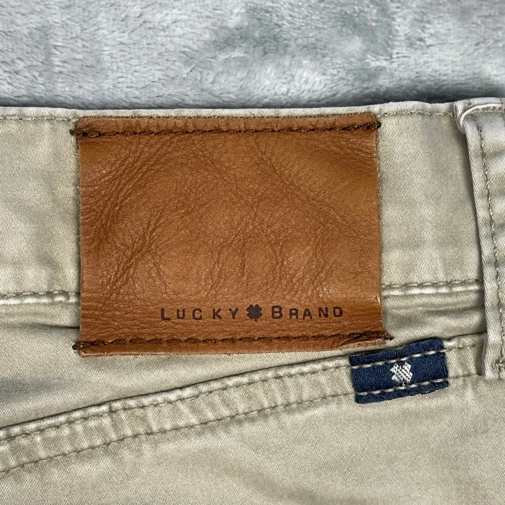 Lucky Brand 121 Heritage Slim Pants Mens 38x32 Khaki Tan Chinos